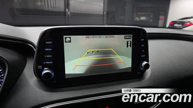 Hyundai Santa Fe 2019 thumb 11