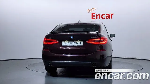 BMW 6 серии Gran Turismo 2020 thumb 9