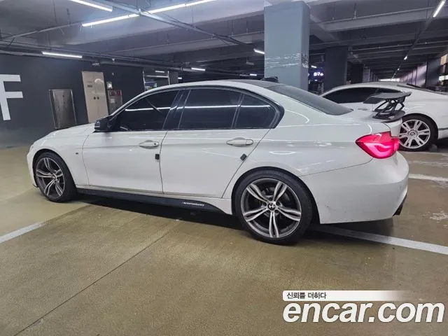 BMW 3 серии 2018 thumb 9
