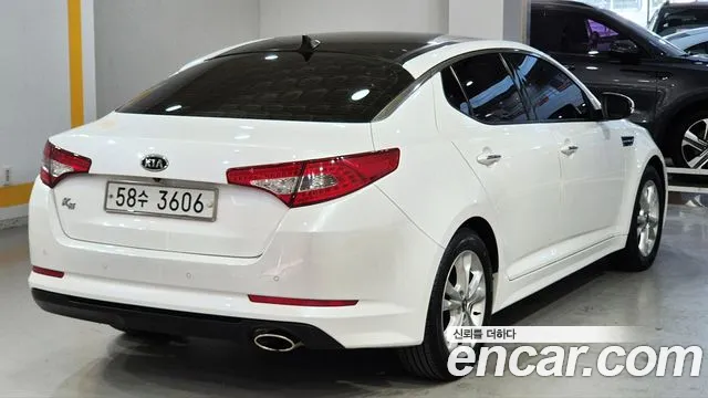 Kia K5 2011 thumb 6