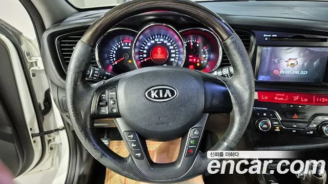 Kia K5 2011 thumb 8
