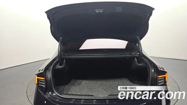 Hyundai (DN8) 2023 thumb 3