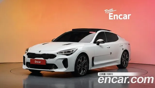 Kia Stinger 2017 thumb 7
