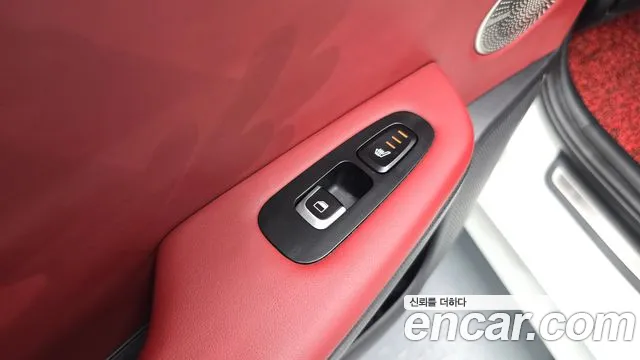 Kia Stinger 2017 thumb 2