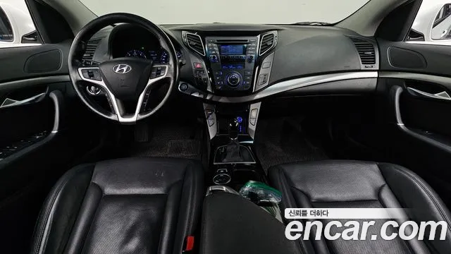 Hyundai i40 2014 thumb 8