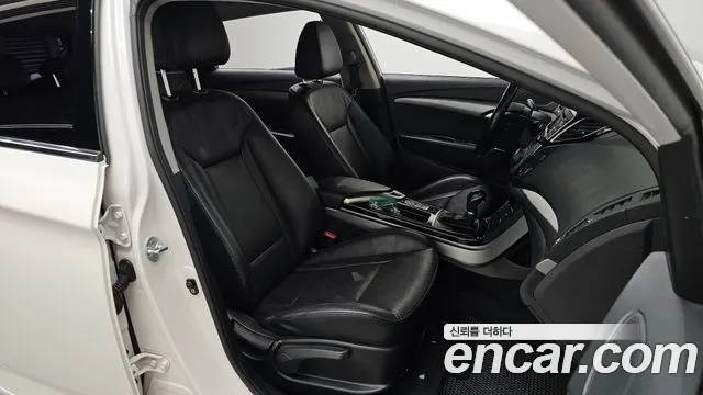 Hyundai i40 2014 thumb 6