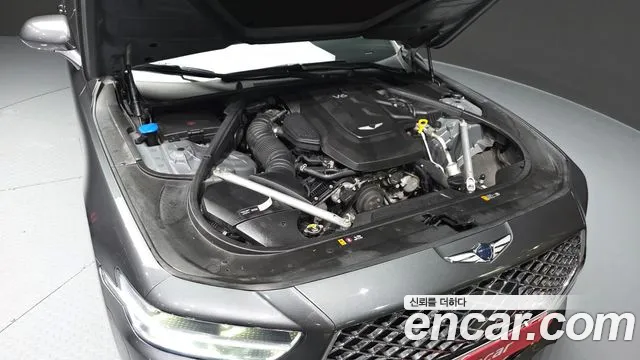 Genesis G90 2019 thumb 3