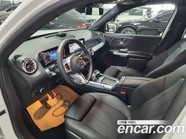 Mercedes-Benz GLB 2025 thumb 5