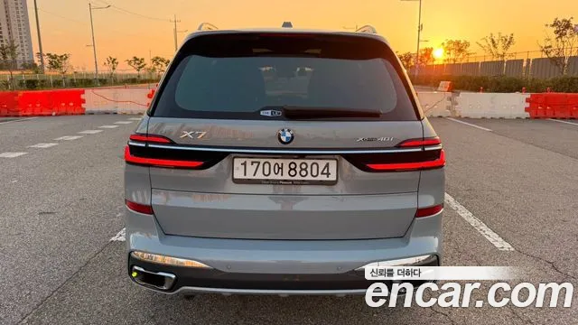 BMW X7 2023 thumb 4