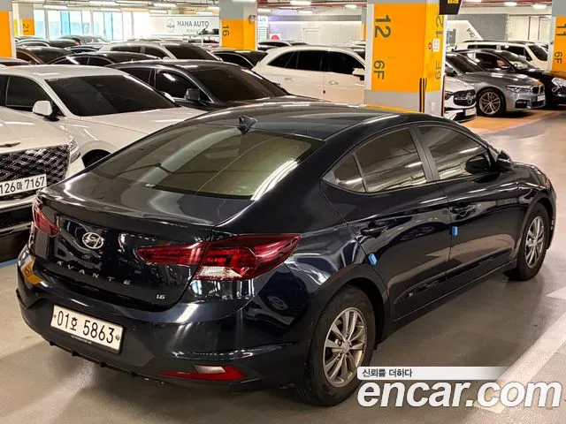 Hyundai Avante 2019 thumb 10