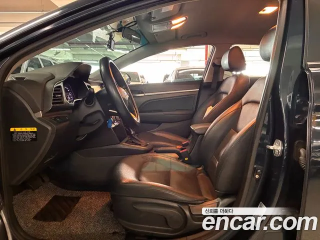 Hyundai Avante 2019 thumb 8