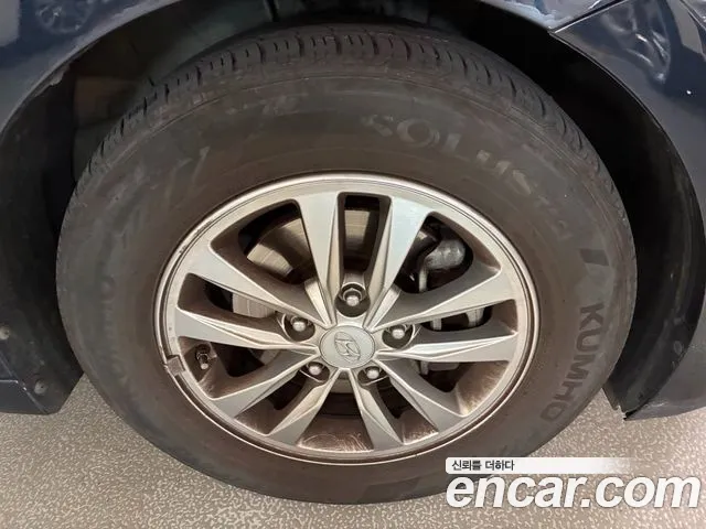 Hyundai Avante 2019 thumb 3
