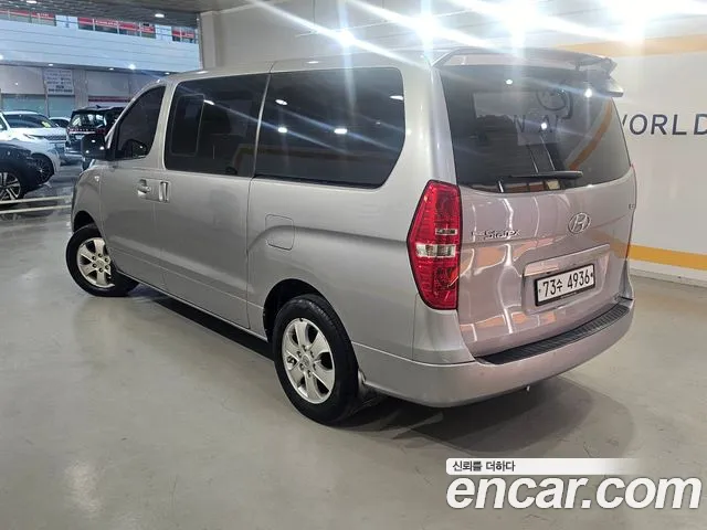 Hyundai Staria 2016 thumb 4