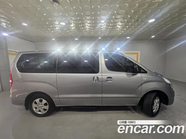 Hyundai Staria 2016 thumb 7