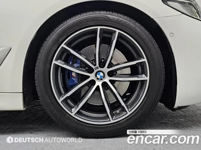 BMW 5 серии 2021 thumb 5