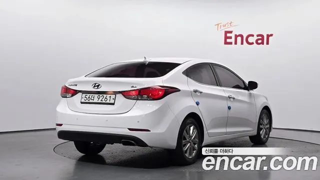 Hyundai Elantra 2013 thumb 2