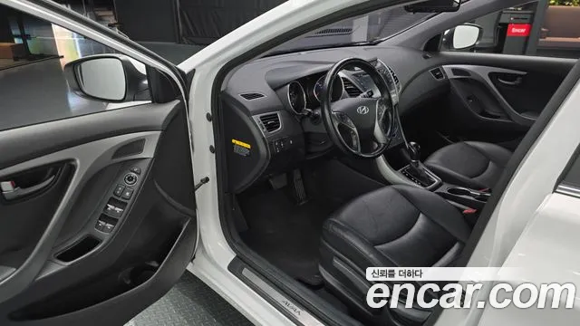 Hyundai Elantra 2013 thumb 6