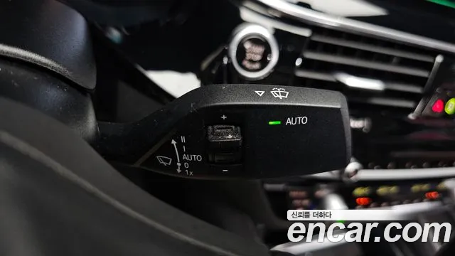 BMW 5 серии 2018 thumb 4