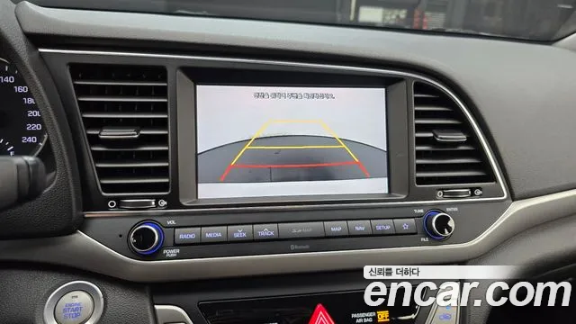 Hyundai Avante 2018 thumb 2