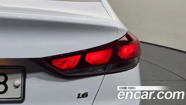 Hyundai Avante 2018 thumb 3