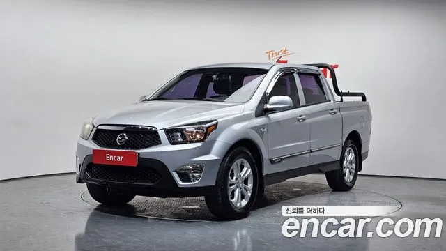 KGM Korando 2015 thumb 7