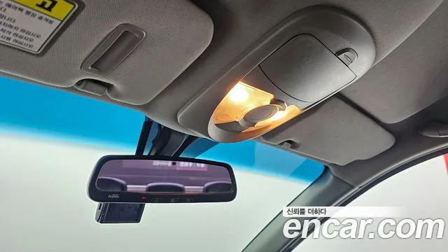 KGM Korando 2015 thumb 5