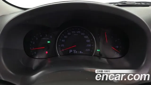 Kia Canival 2012 thumb 12