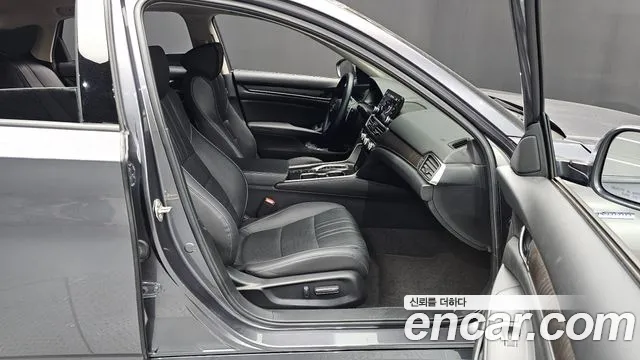 Honda Accord 2020 thumb 12