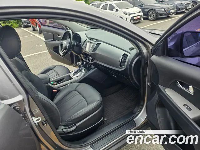 Kia Sportage 2015 thumb 11