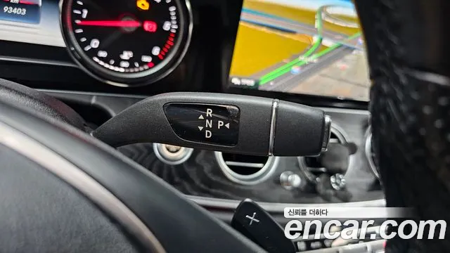 Mercedes-Benz E-Class 2017 thumb 4