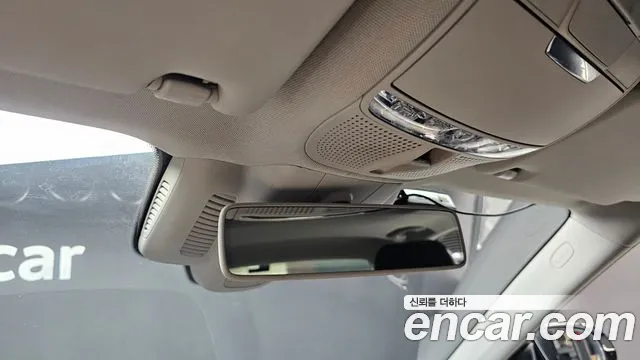 Mercedes-Benz E-Class 2017 thumb 3