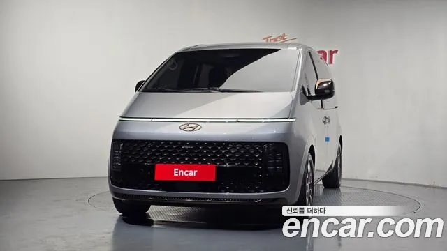 Hyundai Staria 2022 thumb 3