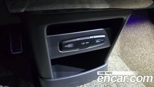 Hyundai Staria 2022 thumb 12