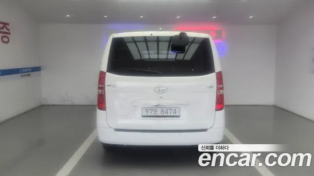 Hyundai Staria 2016 thumb 4