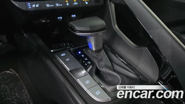 Hyundai Elantra 2021 thumb 3
