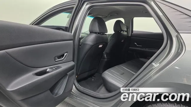 Hyundai Elantra 2021 thumb 8