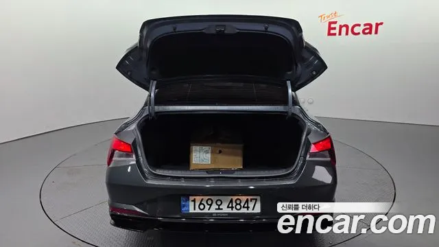 Hyundai Elantra 2021 thumb 2