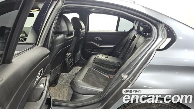 BMW 3 серии 2021 thumb 6