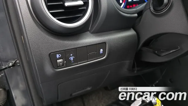 Hyundai Kona 2018 thumb 6