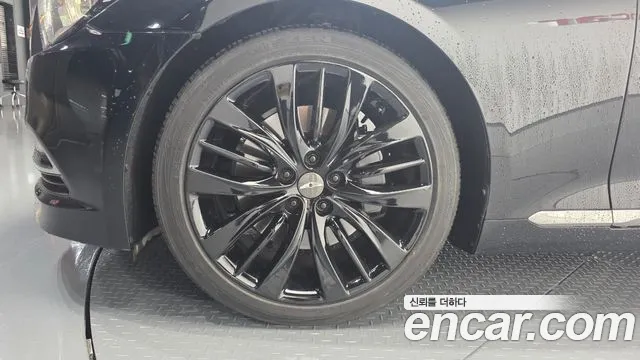 Hyundai Genesis 2015 thumb 2