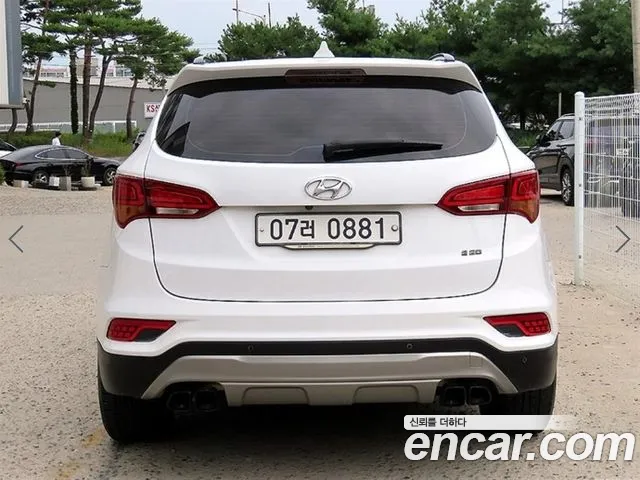 Hyundai Santafe 2015 thumb 12