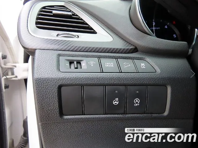 Hyundai Santafe 2015 thumb 4