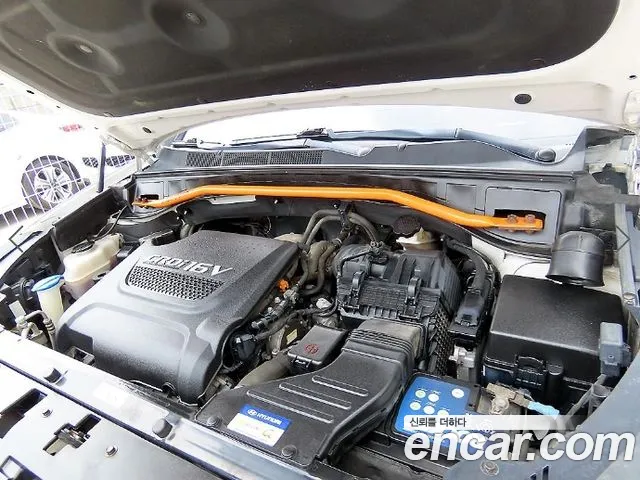 Hyundai Santafe 2015 thumb 6