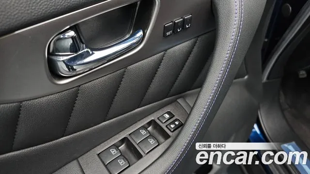 Infiniti QX70 2017 thumb 9