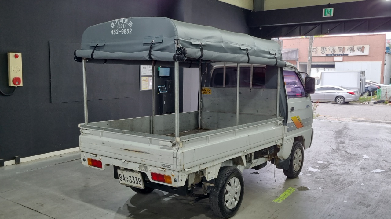 Chevrolet Labo 2018 thumb 9