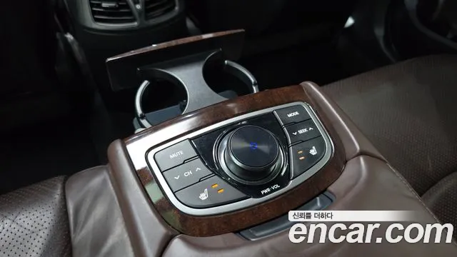 Hyundai Grandeur 2011 thumb 4