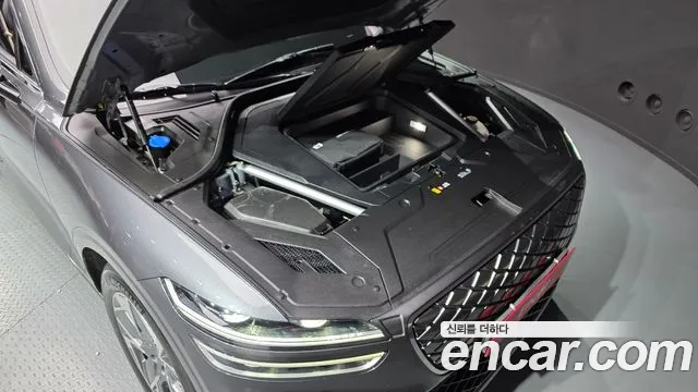 Genesis GV70 2022 thumb 6