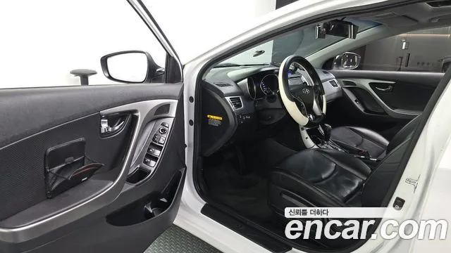 Hyundai Avante 2012 thumb 12