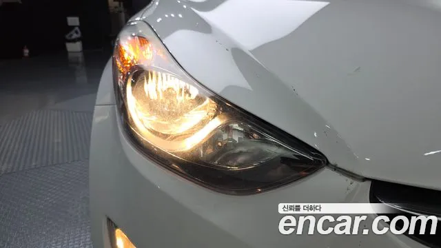 Hyundai Avante 2012 thumb 8