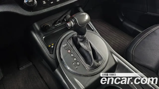 Kia Sportage 2013 thumb 10